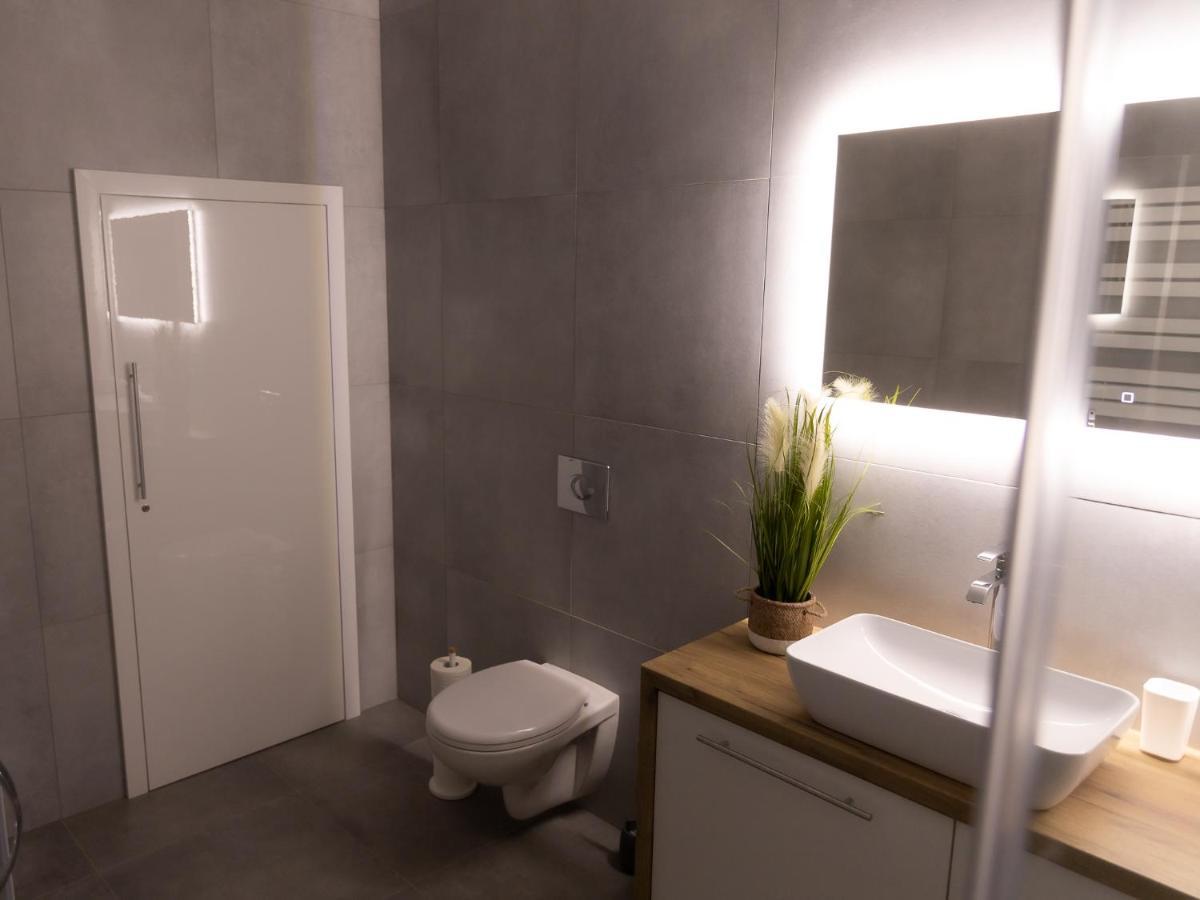 Apartament Pod Lasem Apartment Oldrzychowice Klodzkie Екстериор снимка